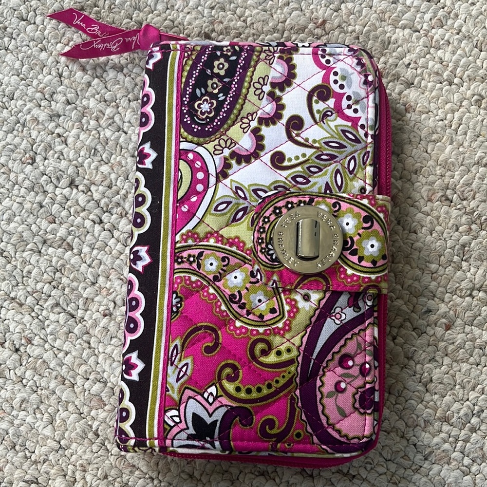 vera bradley wallet - pink berry